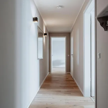 2-zimmer 57m² Mit King Size Bett Und Kueche アパート