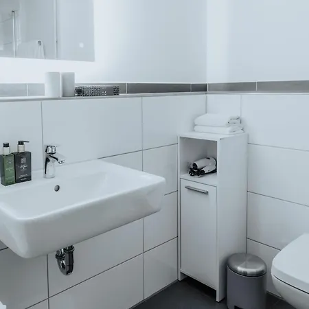 2-zimmer 57m² Mit King Size Bett Und Kueche Munster (North Rhine-Westphalia)