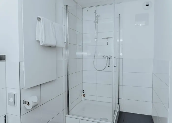 2-zimmer 57m² Mit King Size Bett Und Kueche * Munster (North Rhine-Westphalia)